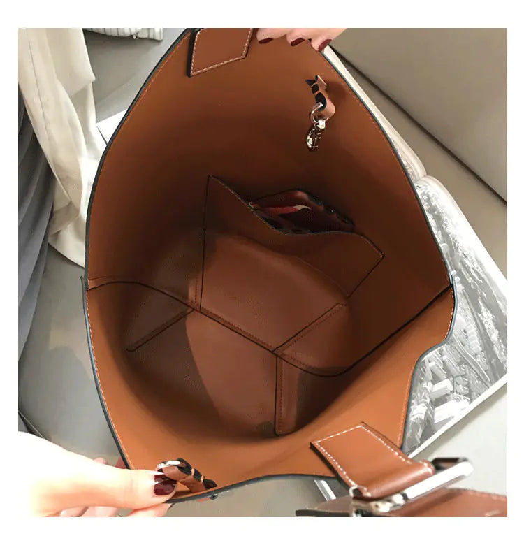 Stylish Large Capacity Women's Shoulder Bucket Bag