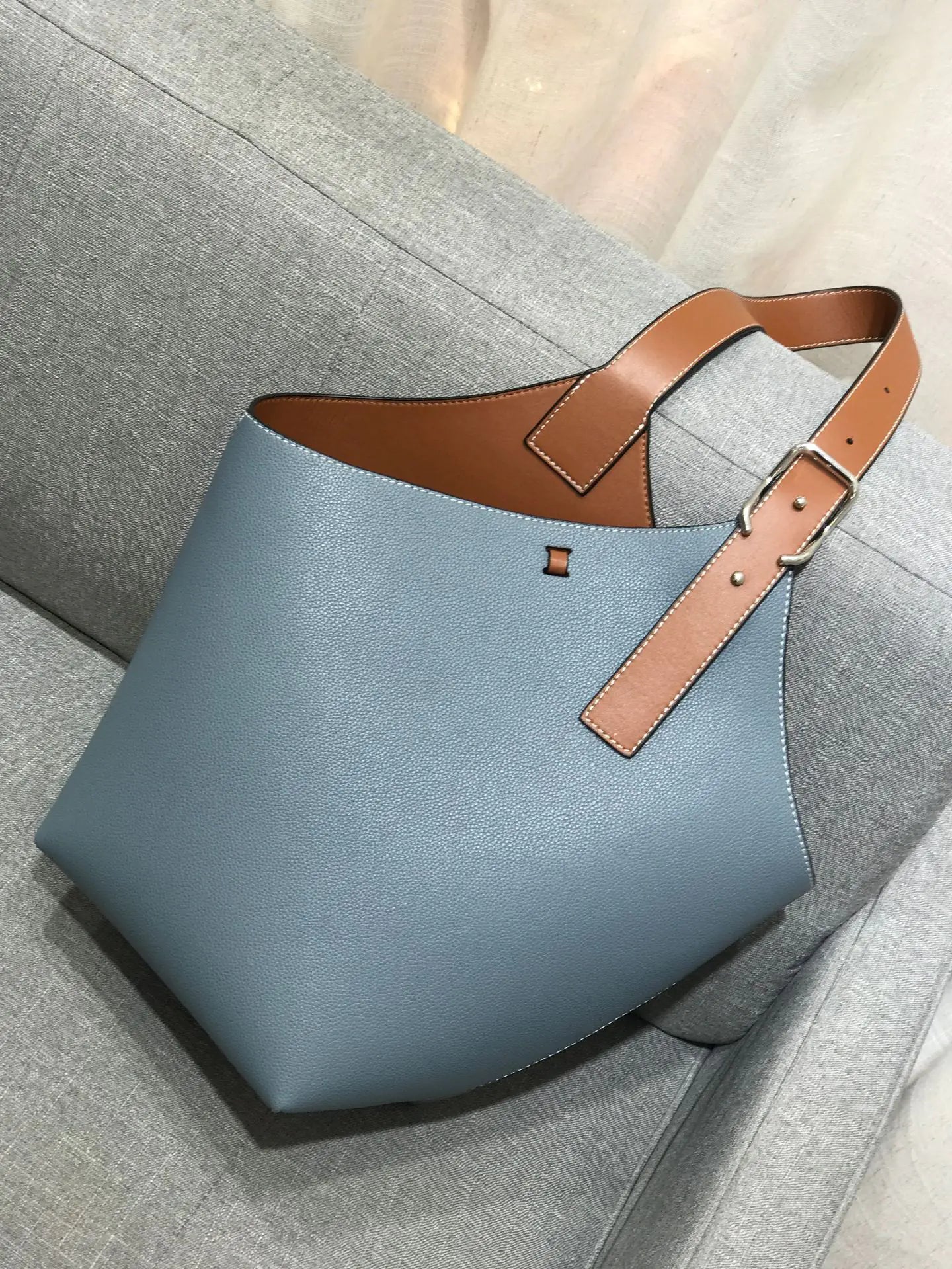 Stylish Large Capacity Women's Shoulder Bucket Bag